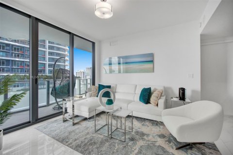 Condo in Miami, Florida, 1 bedroom № 1950723 - photo 2