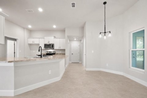 Villa ou maison à vendre à Port St. Lucie, Floride: 4 chambres, 210.42 m2 № 2261686 - photo 7