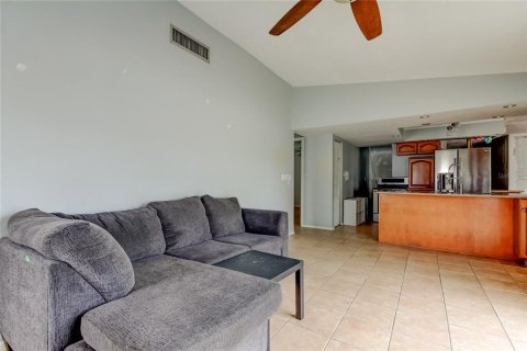 Villa ou maison à vendre à Pinellas Park, Floride: 3 chambres, 141.95 m2 № 1903737 - photo 5