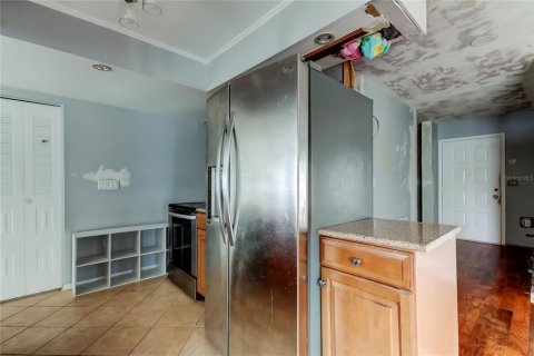 Casa en venta en Pinellas Park, Florida, 3 dormitorios, 141.95 m2 № 1903737 - foto 10