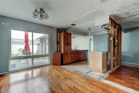 Villa ou maison à vendre à Pinellas Park, Floride: 3 chambres, 141.95 m2 № 1903737 - photo 14