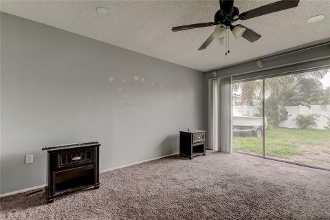 Casa en venta en Pinellas Park, Florida, 3 dormitorios, 141.95 m2 № 1903737 - foto 19
