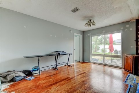 Villa ou maison à vendre à Pinellas Park, Floride: 3 chambres, 141.95 m2 № 1903737 - photo 17