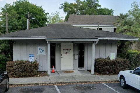 Commercial property in Gainesville, Florida 1644.93 sq.m. № 1369555 - photo 2