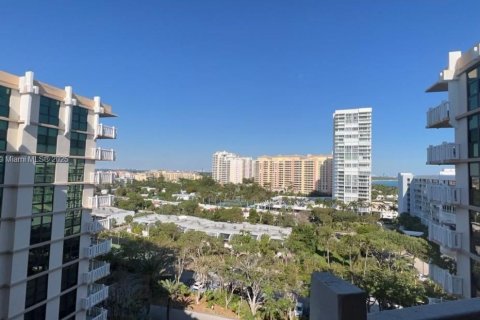 Condo in Key Biscayne, Florida, 1 bedroom  № 1945482 - photo 4