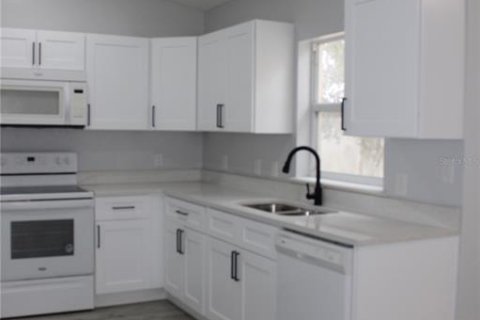 House in Kissimmee, Florida 3 bedrooms, 144.46 sq.m. № 1385539 - photo 4