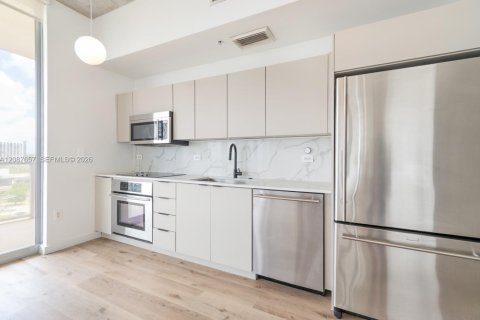 Copropriété à louer à Miami, Floride: 3 chambres, 115.38 m2 № 2361791 - photo 4