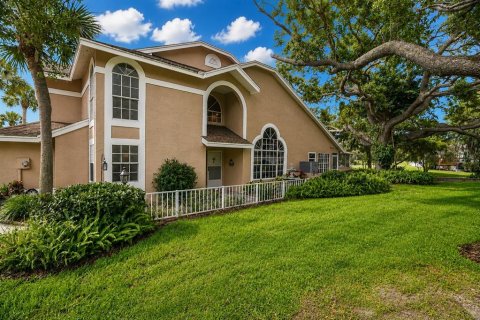 Adosado en venta en Clearwater, Florida, 4 dormitorios, 179.12 m2 № 2149483 - foto 3