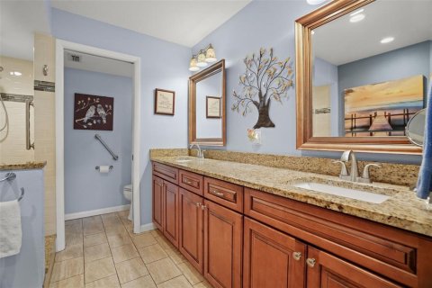 Adosado en venta en Clearwater, Florida, 4 dormitorios, 179.12 m2 № 2149483 - foto 12