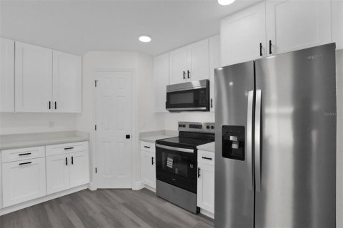 Villa ou maison à vendre à Sanford, Floride: 3 chambres, 112.32 m2 № 2236592 - photo 9