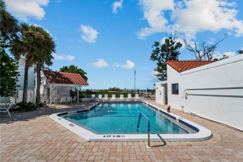 Condo in Venice, Florida, 2 bedrooms № 2302560 - photo 29