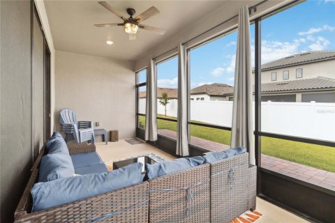 House in Kissimmee, Florida 4 bedrooms, 224.82 sq.m. № 1513731 - photo 22