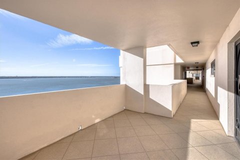 Condominio en alquiler en Clearwater, Florida, 2 dormitorios, 101.64 m2 № 1609759 - foto 7
