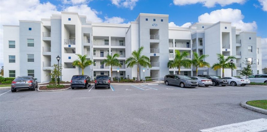 Condominio en Kissimmee, Florida, 3 dormitorios № 1908558