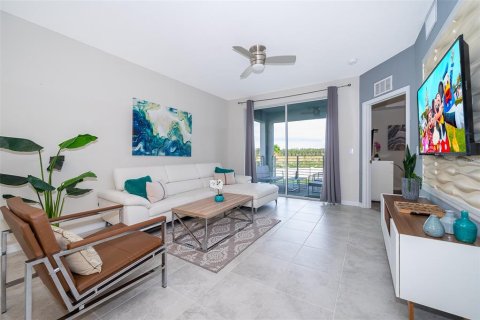 Condominio en alquiler en Kissimmee, Florida, 3 dormitorios, 123.47 m2 № 1908558 - foto 12