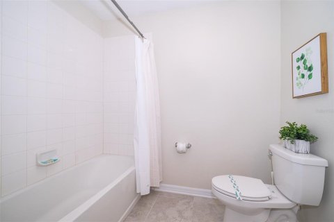 Condominio en alquiler en Kissimmee, Florida, 3 dormitorios, 123.47 m2 № 1908558 - foto 19