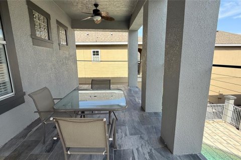 House in Four Corners, Florida 4 bedrooms, 236.34 sq.m. № 1776967 - photo 22