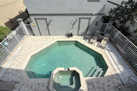 House in Four Corners, Florida 4 bedrooms, 236.34 sq.m. № 1776967 - photo 23