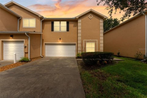 Touwnhouse à Tampa, Floride 3 chambres, 163.88 m2 № 2386397