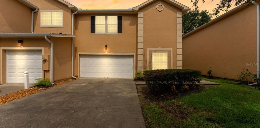 Touwnhouse à Tampa, Floride 3 chambres, 163.88 m2 № 2386397