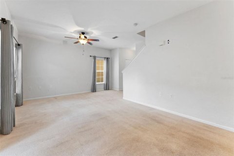 Touwnhouse à vendre à Tampa, Floride: 3 chambres, 163.88 m2 № 2386397 - photo 9