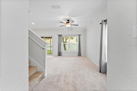 Touwnhouse à vendre à Tampa, Floride: 3 chambres, 163.88 m2 № 2386397 - photo 6