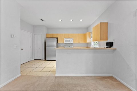 Touwnhouse à vendre à Tampa, Floride: 3 chambres, 163.88 m2 № 2386397 - photo 11
