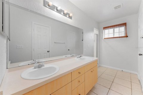 Touwnhouse à vendre à Tampa, Floride: 3 chambres, 163.88 m2 № 2386397 - photo 22
