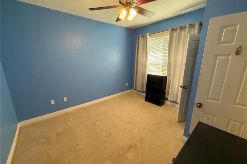 House in Newberry, Florida 5 bedrooms, 377.18 sq.m. № 1901598 - photo 12