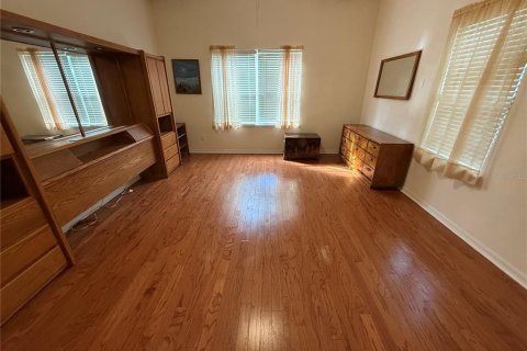 House in Newberry, Florida 5 bedrooms, 377.18 sq.m. № 1901598 - photo 30