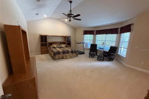 House in Newberry, Florida 5 bedrooms, 377.18 sq.m. № 1901598 - photo 18