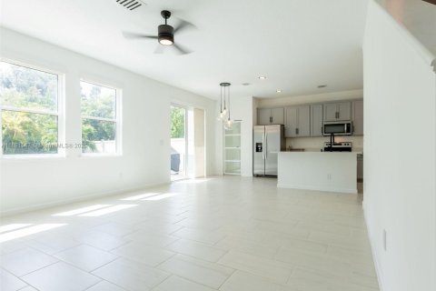 Villa ou maison à vendre à Lake Worth, Floride: 3 chambres, 157.19 m2 № 1944757 - photo 11