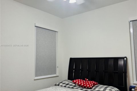 Touwnhouse à vendre à Homestead, Floride: 3 chambres, 143.53 m2 № 1994275 - photo 11