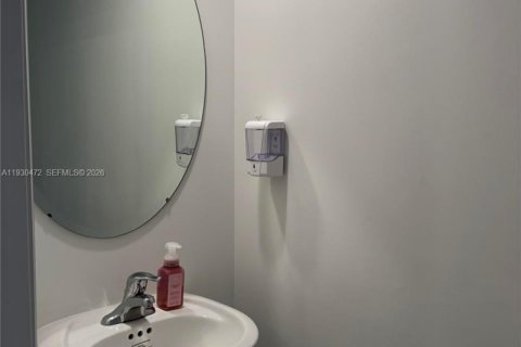 Touwnhouse à vendre à Homestead, Floride: 3 chambres, 143.53 m2 № 1994275 - photo 15