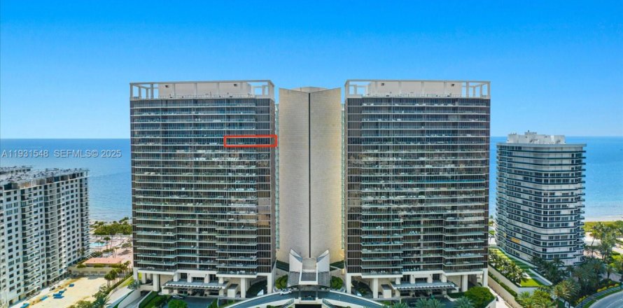 Condo à Bal Harbour, Floride, 4 chambres  № 1994277