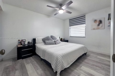 Купить кондоминиум в Коконат Крик, Флорида 2 спальни, 120.77м2, № 2042634 - фото 21