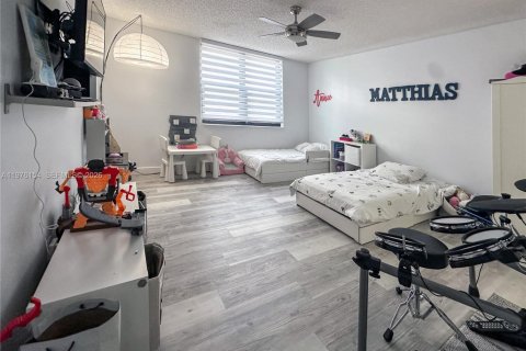 Купить кондоминиум в Коконат Крик, Флорида 2 спальни, 120.77м2, № 2042634 - фото 26