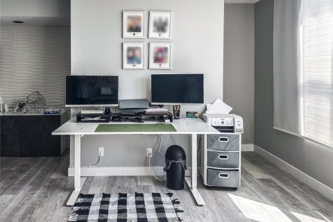 Купить кондоминиум в Коконат Крик, Флорида 2 спальни, 120.77м2, № 2042634 - фото 16