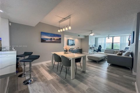 Купить кондоминиум в Коконат Крик, Флорида 2 спальни, 120.77м2, № 2042634 - фото 9