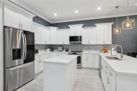 Casa en venta en Tampa, Florida, 4 dormitorios, 298.68 m2 № 1628984 - foto 14
