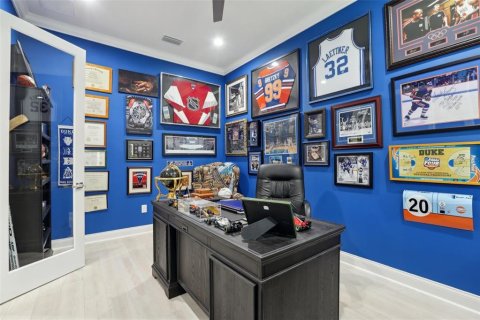 Casa en venta en Tampa, Florida, 4 dormitorios, 298.68 m2 № 1628984 - foto 18