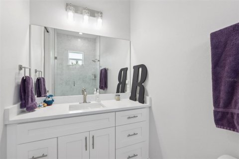 Casa en venta en Tampa, Florida, 4 dormitorios, 298.68 m2 № 1628984 - foto 26