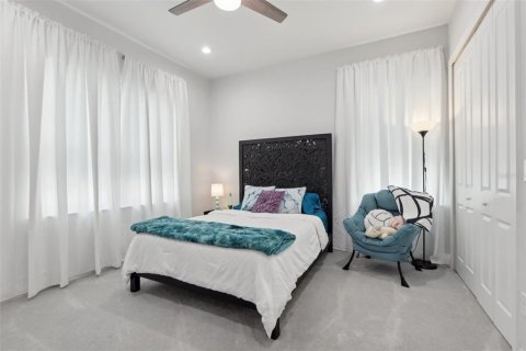 Casa en venta en Tampa, Florida, 4 dormitorios, 298.68 m2 № 1628984 - foto 23