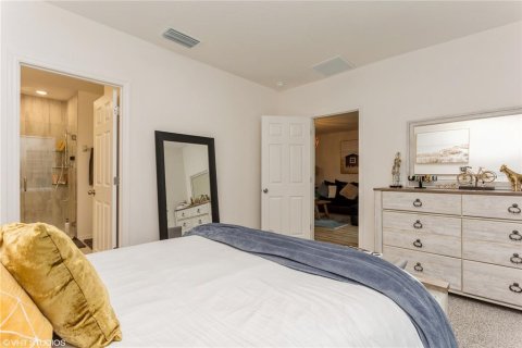 House in Groveland, Florida 4 bedrooms, 140.28 sq.m. № 2151306 - photo 7