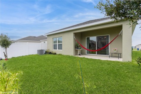House in Groveland, Florida 4 bedrooms, 140.28 sq.m. № 2151306 - photo 25