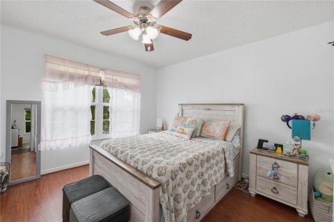 Villa ou maison à vendre à Orlando, Floride: 4 chambres, 198.35 m2 № 2399427 - photo 27