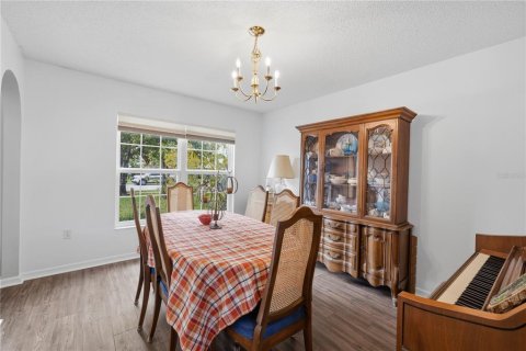 Villa ou maison à vendre à Orlando, Floride: 4 chambres, 198.35 m2 № 2399427 - photo 10