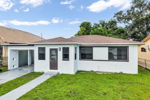 Villa ou maison à louer à West Park, Floride: 4 chambres, 96.43 m2 № 2244554 - photo 2
