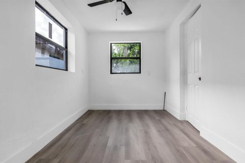 Villa ou maison à louer à West Park, Floride: 4 chambres, 96.43 m2 № 2244554 - photo 25