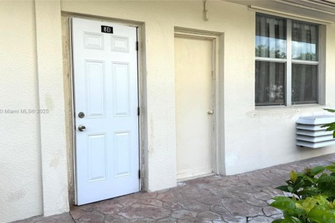 Condominio en venta en Hallandale Beach, Florida, 1 dormitorio, 81.57 m2 № 1683783 - foto 6